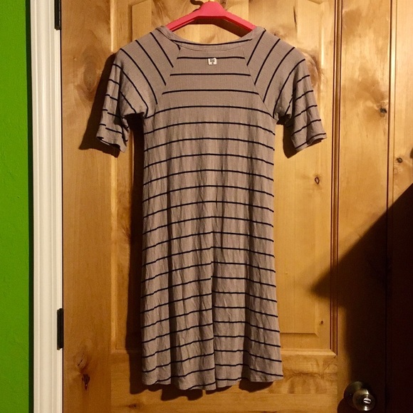 BILLABONG Hide Away Stone Gray Black Stripe Dress $49.95 EUC XS Style# JD01SBHI - Picture 5 of 11